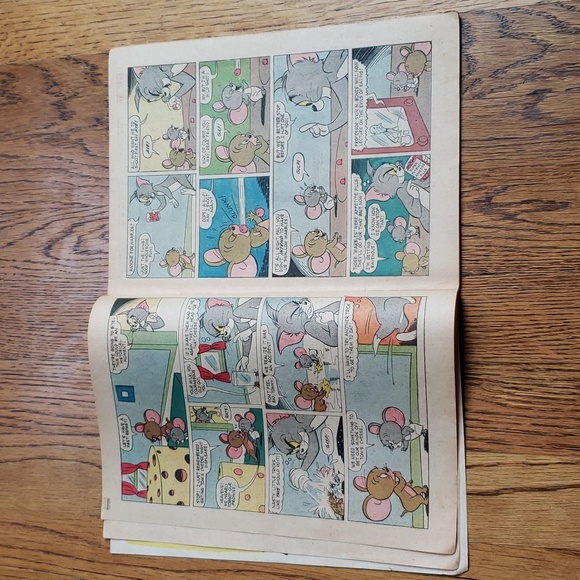 Vintage 60s Tom And Jerry Vol. 1 No. 202 Dell Comics Comic Book - Picture 5 of 15